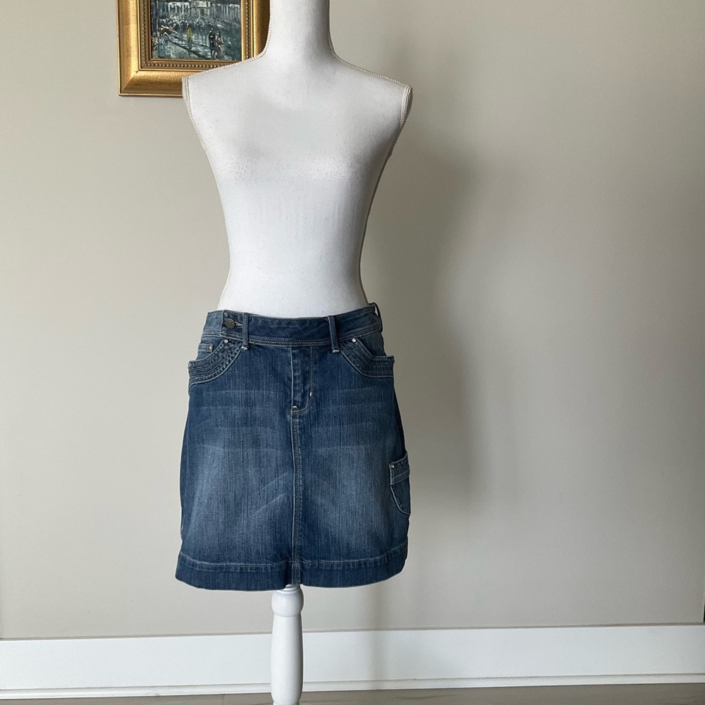 nOir Jewelry Blue Mini Pencil Skirt for Casual Wear